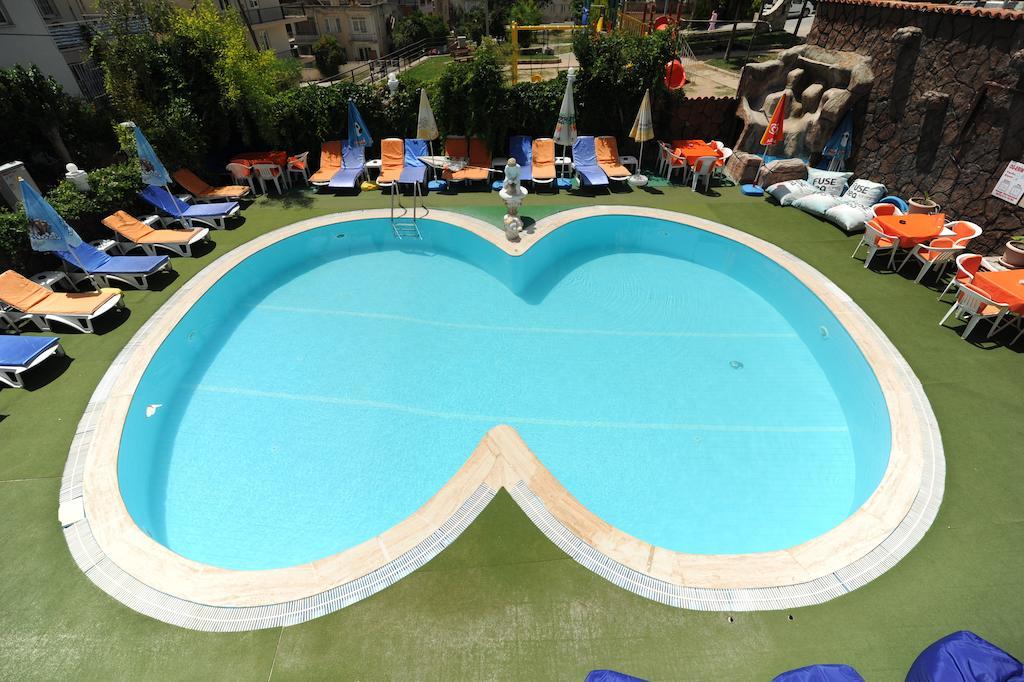 Og-Erim Hotel Kusadası Extérieur photo